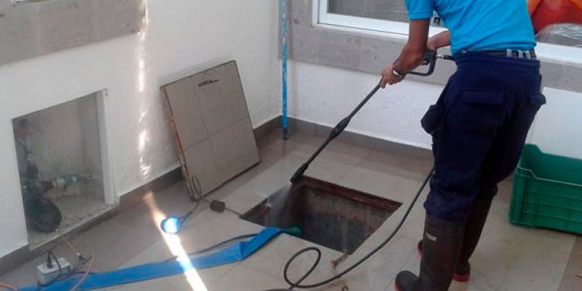 como lavar una cisterna de agua en Mexico 1