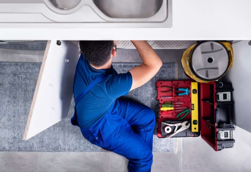 La importancia de la inspección de plomería antes de comprar una casa (4)