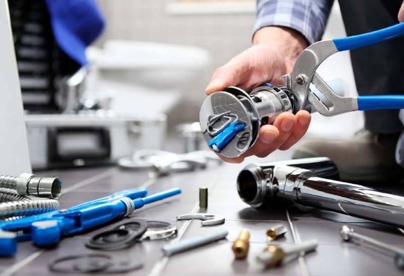 Problemas de plomería comunes en empresas causas y soluciones (4)