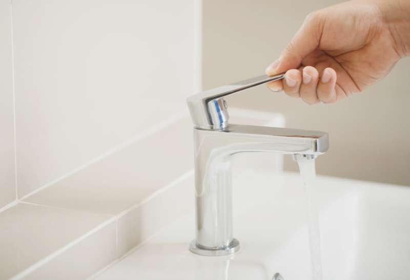 ahorro de agua en el baño