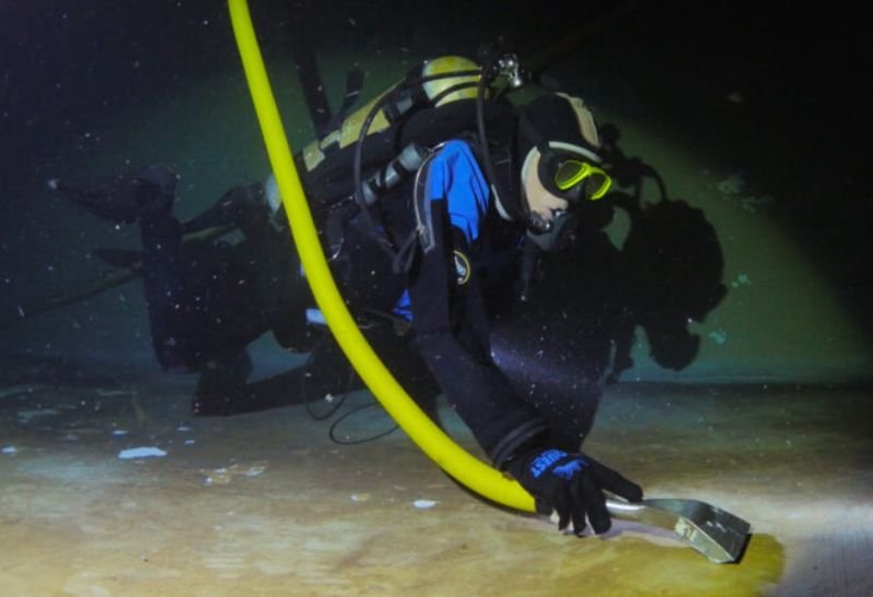 Lavado de cisternas por buceo